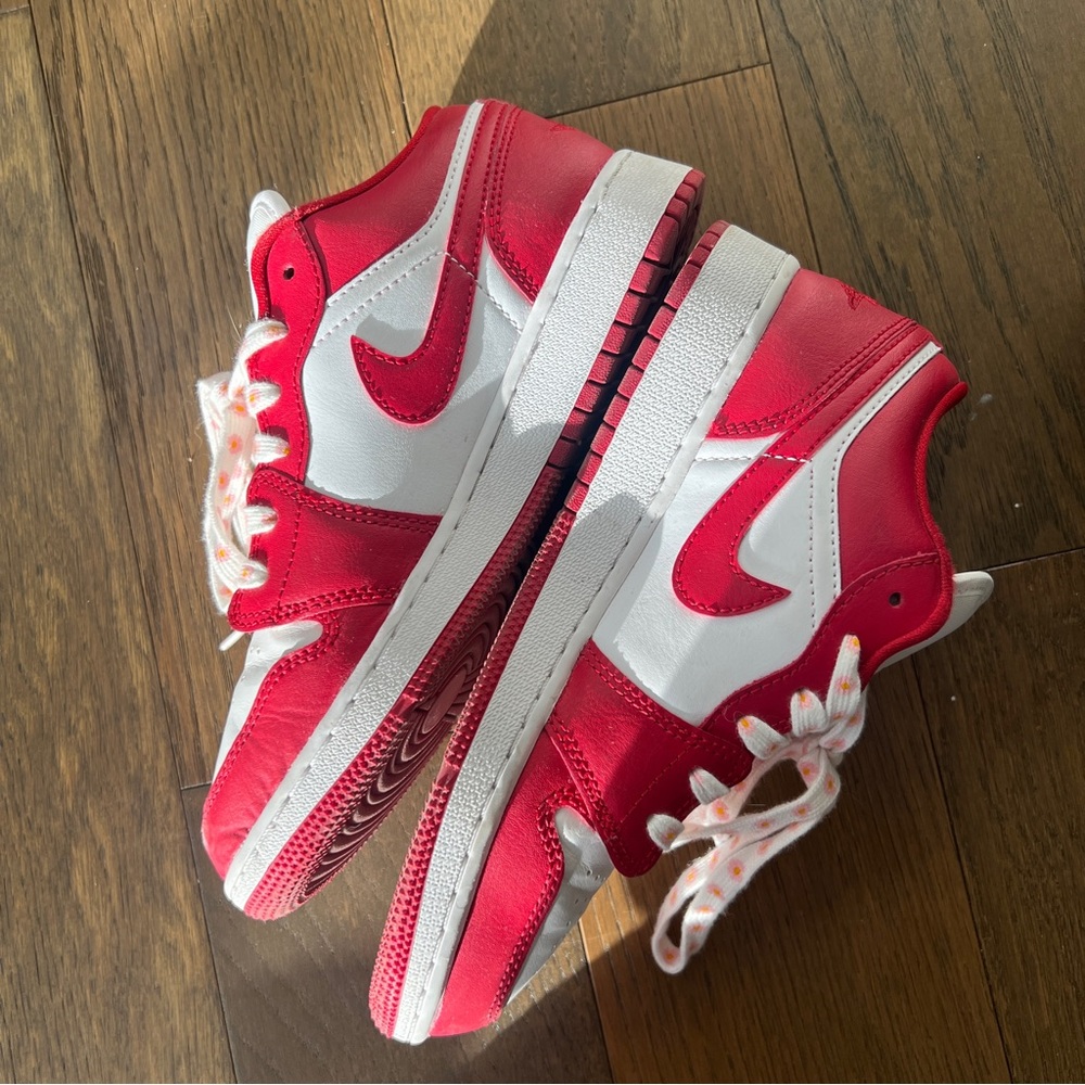 Air Jordan 1 Low (GS) Gym Red-white 4.5
